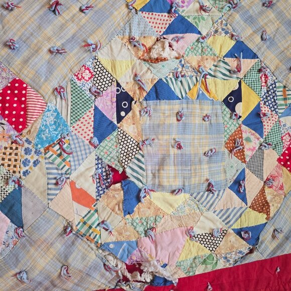 Handsewn Quilt Feedsack Crown of Thorns Red Back Tied Needs Repair Twin Size VTG - Picture 16 of 16